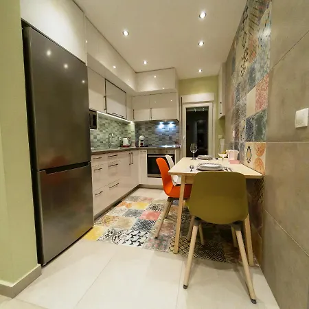 Apartment Aristotelis Cozy And Playful At Forum *