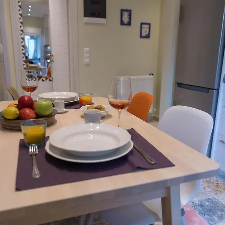 Aristotelis Cozy And Playful At Forum Apartment *